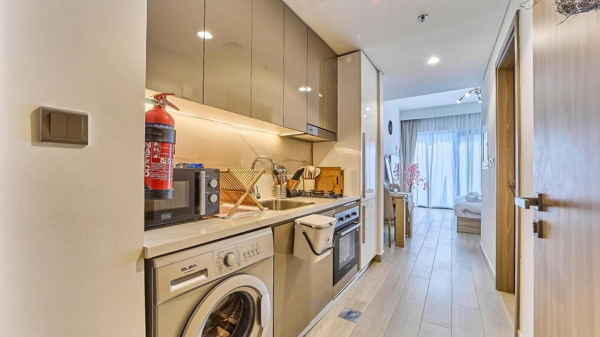 Apartment Chic Studio In Azizi Riviera With Modern Amenities Dubai